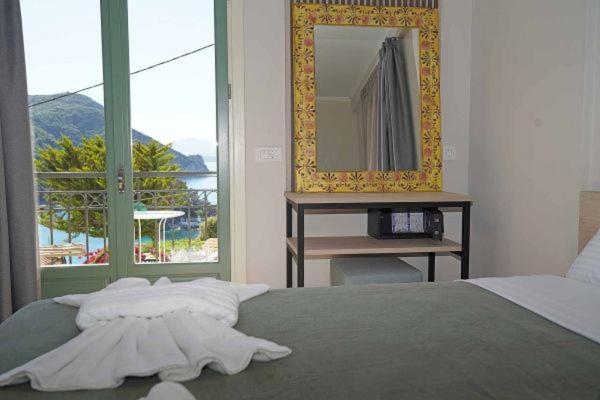Saint George Hotel Parga Exterior photo